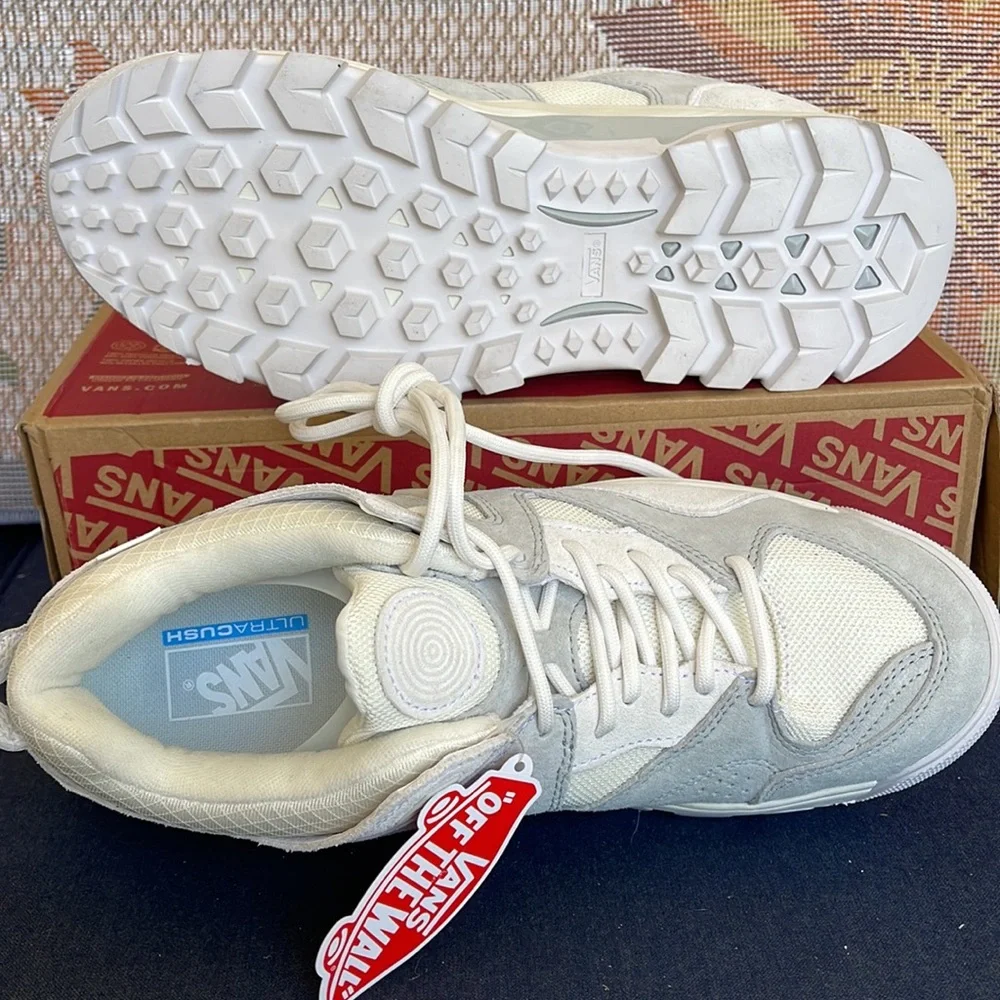 Vans Men’s Amzn Trailhead
Blanc De Blancmarshmallow
VN0A7TO2ASJ
Sneakers G - Picture 4 of 16